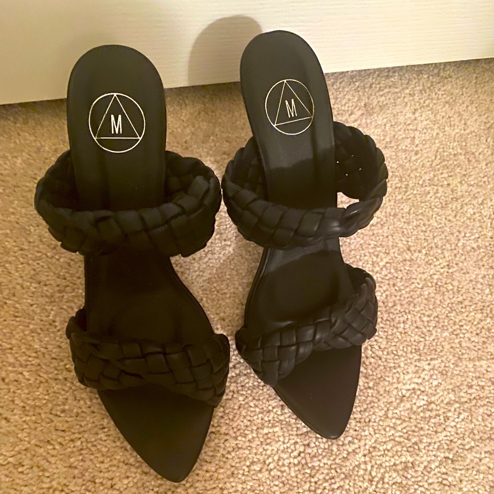 Quilted mule sandals - BV inspired